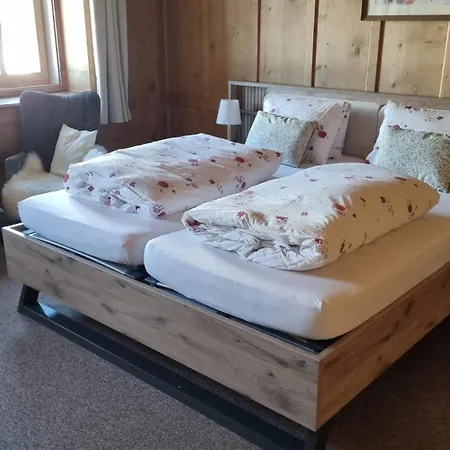 Zur Stilli Dorf * דאבוס