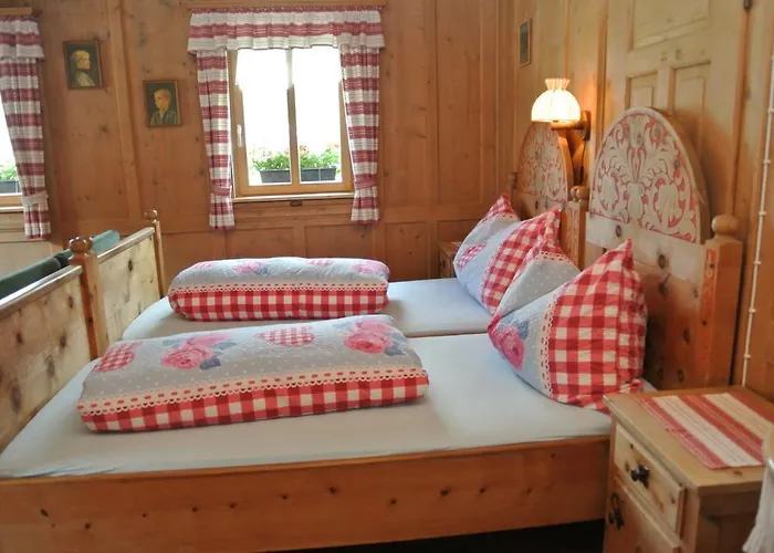 Zur Stilli Dorf Давос